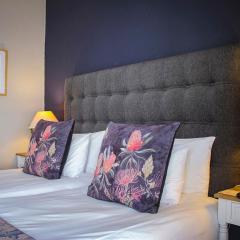 Olive tree private rooms in Stellenbosch- No Load Shedding