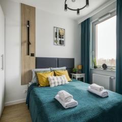 M&R Apartament Airport&Business LUX Instalatorów - AC - underground garage - Smart TV - Amazon Prime - SkyShowtime - self check-in - close by Chopin Airport