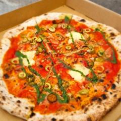 Quiet top-floor retreat