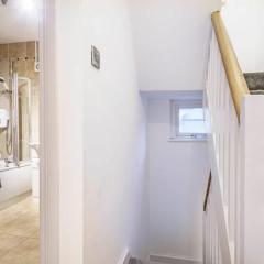 Central Belfast Townhouse Sleeps 8 Beside Ormeau Park