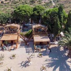 Black Pearl Beach luxury Holiday Cabin