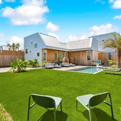 The Cocodrie Private 12BR Villa