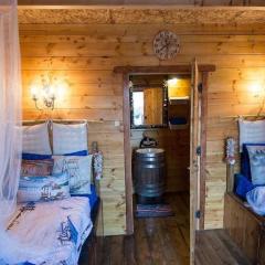 Endeavour Beach luxury Holiday Cabin