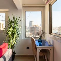 18th floor Nile View with Jacuzzi in Zamalek