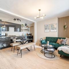 Chic Garden Escape in Clifton