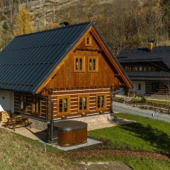 Dřevěnka pod strání