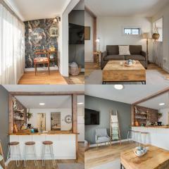 The Crooked Lady Cozy Bungalow near Downtown Calgary with Free Parking