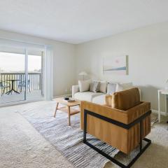 Blueground Foster City pool nr Bay Trail SFO-2079