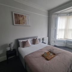 Sunderland 5 Bedroom House