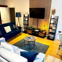 Spacious 3 bed Parking, Long stay , Relocators