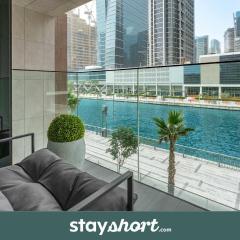 StayShort - Spacious 2BR Canal View Apt Business Bay