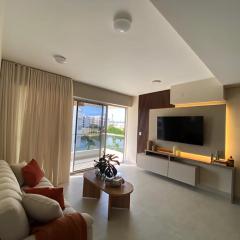 Pool , Private Beach Modern and Serene Apartment