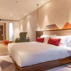 Borrman Hotel Guilin Railway Station Two Rivers and Four Lakes