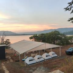 The Lake Story - Uksan