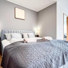 Ferienwohnung in der Stadt mit kostenfreier Tiefgarage bis 1,50m Fahrzeughöhe - 2 Doppelbetten, Küche, Bad