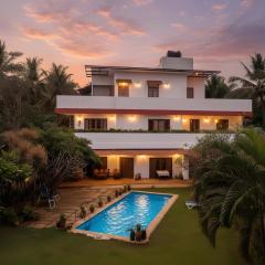 3BR Firefly Homestay with Private Pool & Terrace Access Perfect for Weekend in Bengaluru
