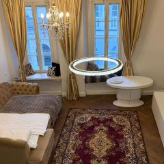 Center Boutique Stay self check inn