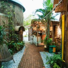 Cocohut Hoi An Homestay