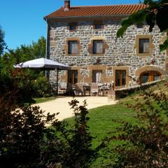 Chambre Chez "Tsoussou", Le Clos des Pierres Rouges