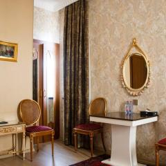 Moon Light Palace Hotel