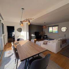 10 min Chambord, Bike Path, ideal for families