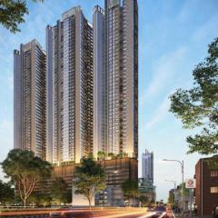 Tri-Zen Colombo 2 - 38th Floor Luxury Apartment with City Skyline Views & Rooftop Pool