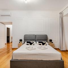 Ampio Appartamento di Design nel Cuore di Roma