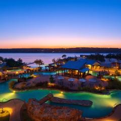 Lake View New Build Villa- Lake Views, Pickleball, Jacuzzi & Winery