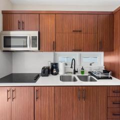 Casa Blue Cozy House Close to Beach in San Juan