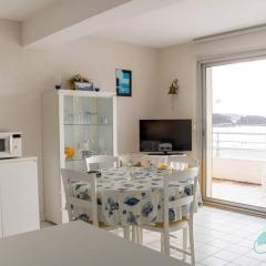 505 - A ERQUY, située en bordure de la plage du centre, à 800m des commerces