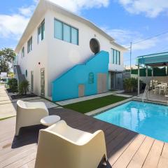 Aquabella House 8 Unit House Sleeps 22 With Pool