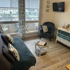 Studio lumineux à Courseulles-sur-Mer avec vue sur la mer