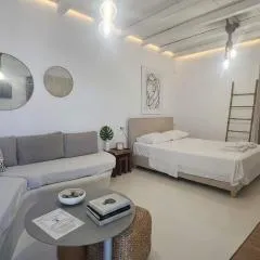 Idyllic Mykonos Suite w Jacuzzi and Sea Panorama