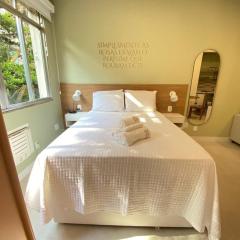 Quiet and well-decorated studio, AC, Wi-Fi