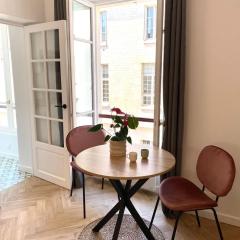 Splendid Studio Eiffel Tower