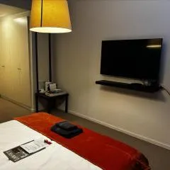 Studio with Private Bathroom in Antwerp & Free WiFi, TV