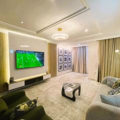 Mikuch Apartments and Suites