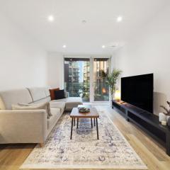 NEW Modern 2-Bed, 2-Bath Flat with Balcony SW11