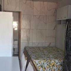 Containers sol e aço