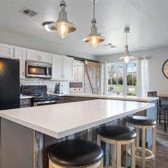 Averys Place, Perfect Base for Games and Getaways