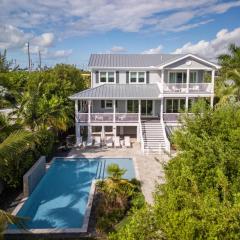 Spindrift House -Huge Pool, Dock