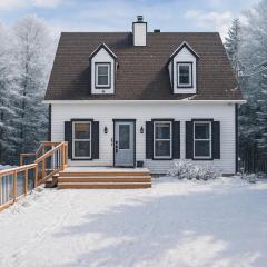 Le Chic Montagnard - Chalet with HOT TUB and pool