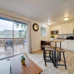 Walk to Restaurants and Light Rail Seattle Getaway