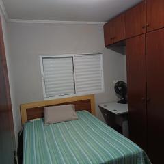 Quarto Privativo a 10 Min do Aeroporto GRU I