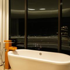 Red River Panorama 3BR - Ở Space Homestay Ecopark Landmark Onsen 1