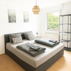 C&V 5 Personen 3 Zimmer Zentral Smart TV WLAN Boxspringbett