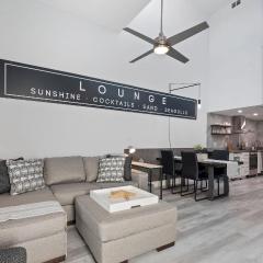 Stylish Modern 2 Bed 2Bath Loft at Royal Mansions