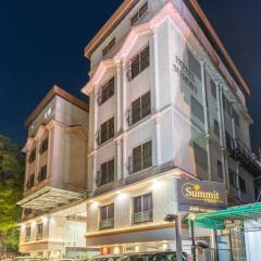Hotel Summit