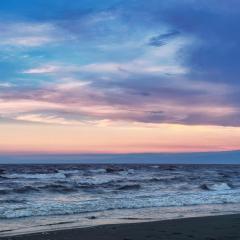 Entire Villa, 2-Min to Beach, near Enoshima Island