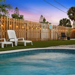 Private Heated Pool & Minutes to Anna Maria Island!